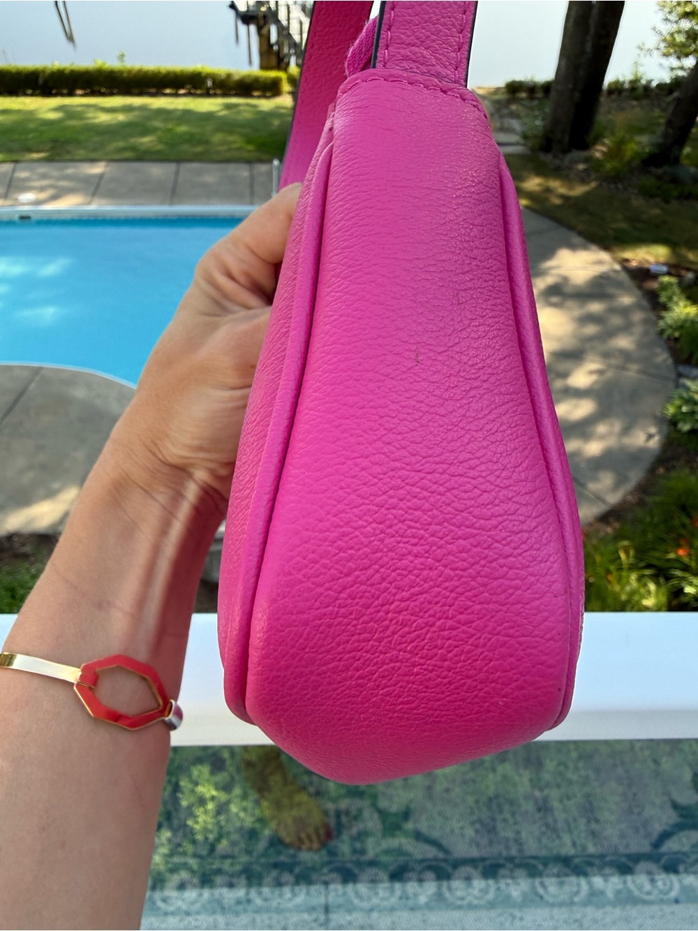 Versace La Medusa Vitello Shoulder Bag Hot Pink Gold Like New - Picture 12 of 12
